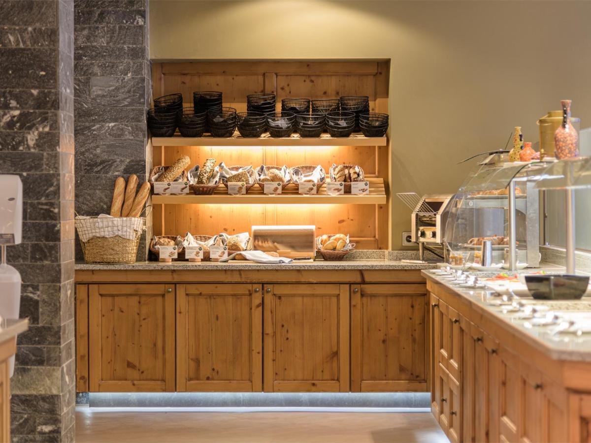 Alpinresort Valsaa - Sport & Spa Заалбах-Хинтерглем Екстериор снимка