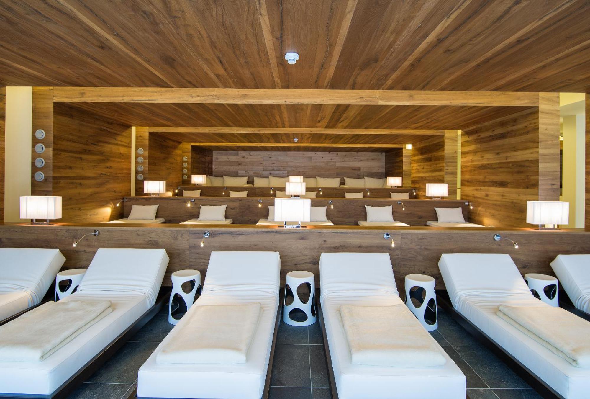 Alpinresort Valsaa - Sport & Spa Заалбах-Хинтерглем Екстериор снимка