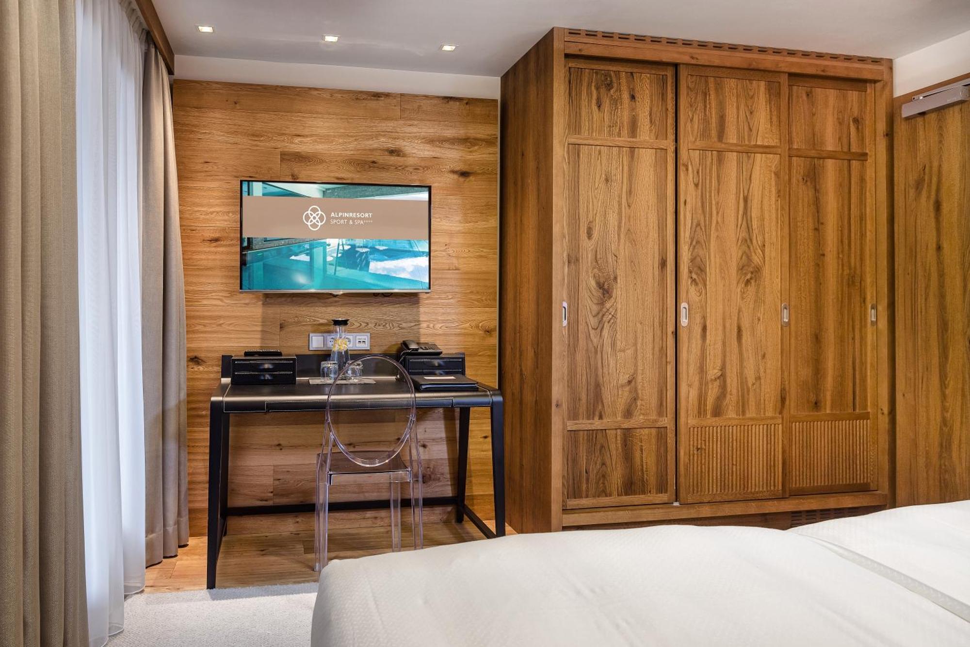 Alpinresort Valsaa - Sport & Spa Заалбах-Хинтерглем Стая снимка