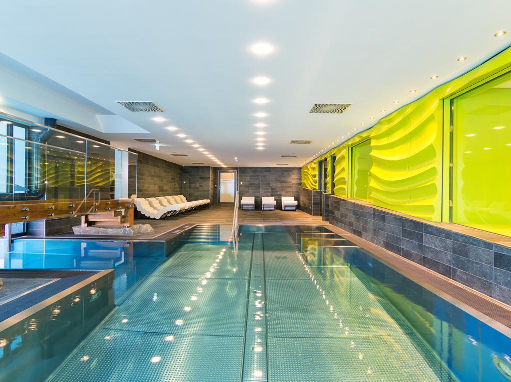 Alpinresort Valsaa - Sport & Spa Заалбах-Хинтерглем Екстериор снимка