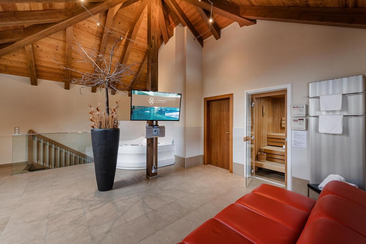 Alpinresort Valsaa - Sport & Spa Заалбах-Хинтерглем Екстериор снимка