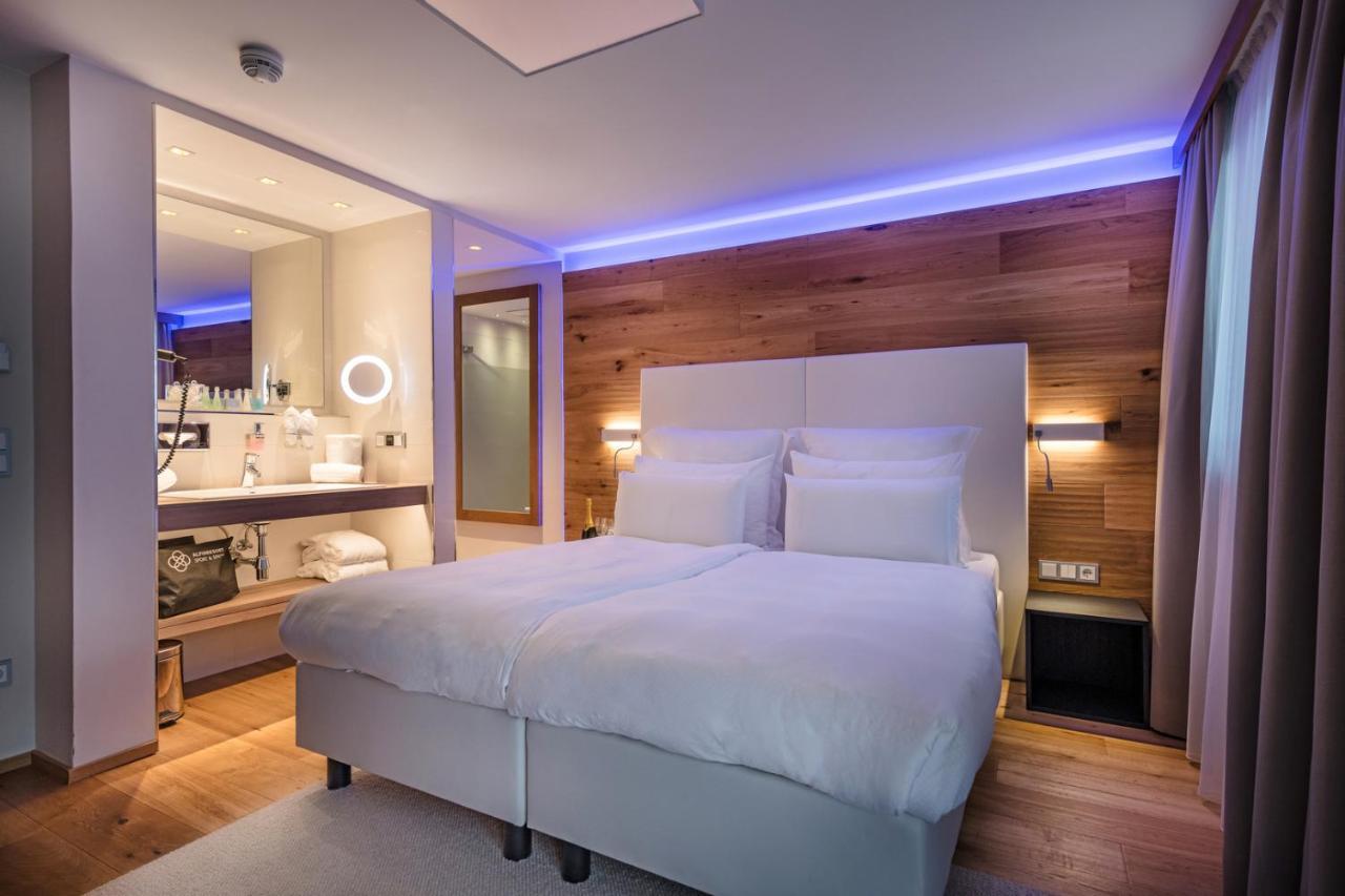 Alpinresort Valsaa - Sport & Spa Заалбах-Хинтерглем Екстериор снимка